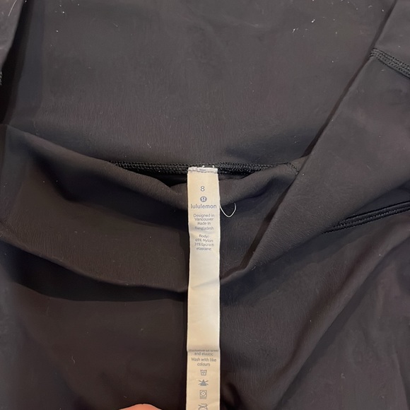 LuluLemon Cropped Black Leggings - Picture 3 of 3